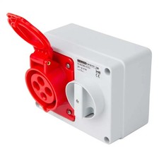 GEWISS Interlocked 32 amp Switched Socket 415V 4 Pin Red  IP44 3P+E - GW66019