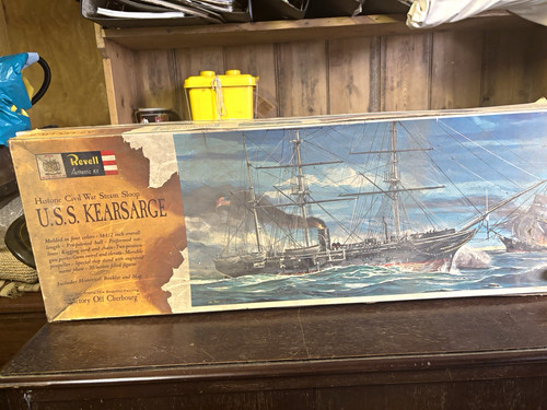 Revell kearsarge 1 96 - revell, 1:96