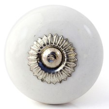 White cream ceramic knobs