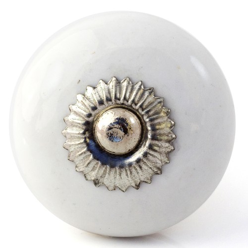 White cream ceramic - , knobs