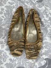 Riva Ballerina Animal Print Size 4 Flat Shoes. 