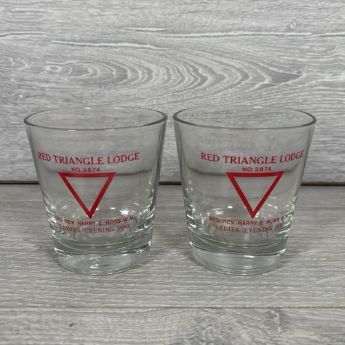 Pair red triangle lodge - lodge, no