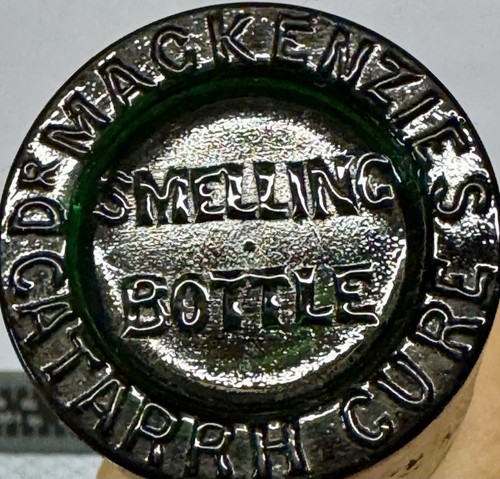 1890 smelling salts bottle - 1890’s,