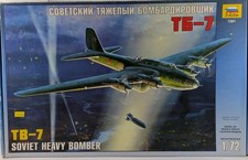 Zvezda 1/72 TB-7 Soviet Heavy Bomber, Barely Started ! 