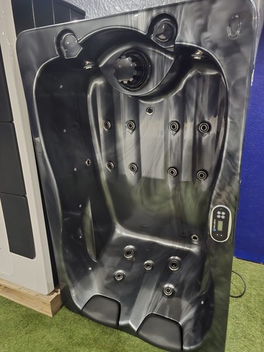 Hot tub seater twin - twin, lounger