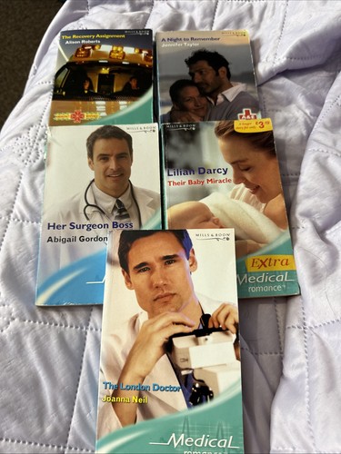 Mills boon bundle - lot, 5