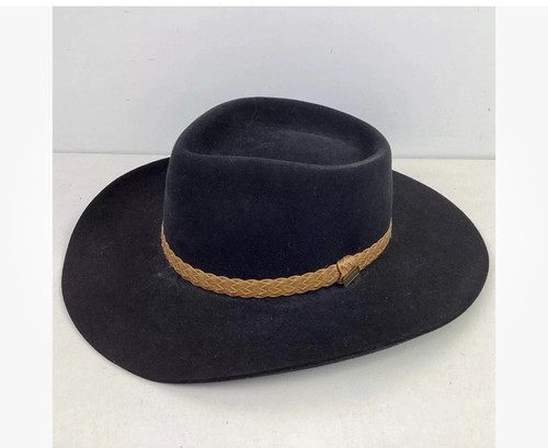 Akubra snowy river - river, fur
