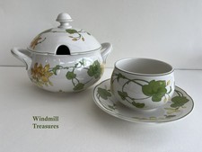 VILLEROY & BOCH GERANIUM SERVING TUREEN and GRAVY SAUCE BOAT - GREAT CONDITION