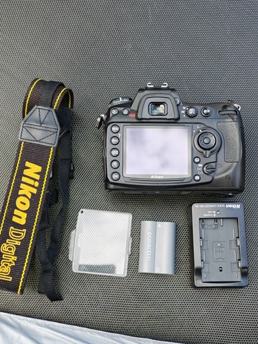 Nikon d300s 3mp digital - digital, slr