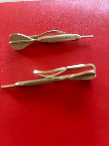 Vintage stratton dart - dart, pins
