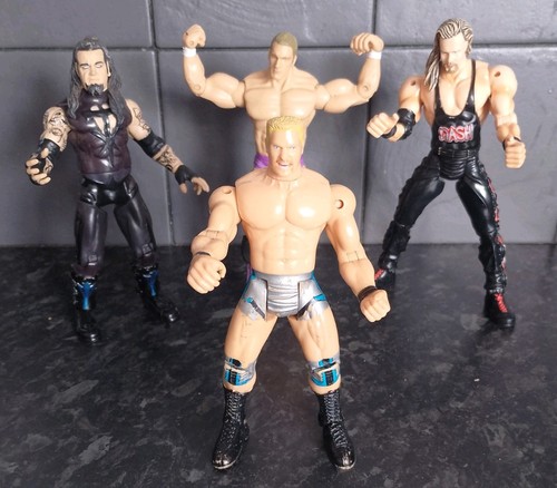 Wwe wrestling figures bundle - wwe,