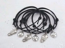 6 FOOTBALL FRIENDSHIP