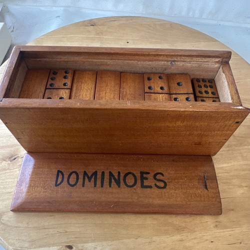 Wooden dominoes - dominoes, in