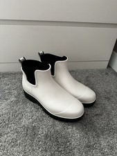 UGG women’s droplet Chelsea