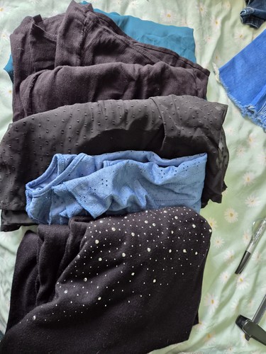 Item ladies clothing bundle - 5,
