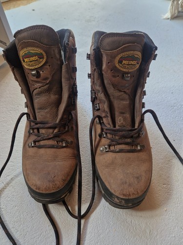 Meindl borneo walking boots - meindl,