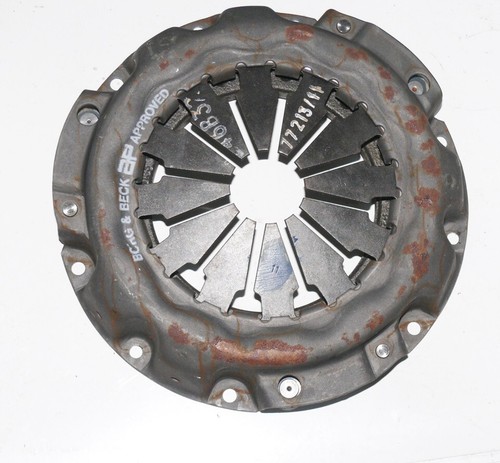 Triumph 1300 fwd clutch cover - triumph,