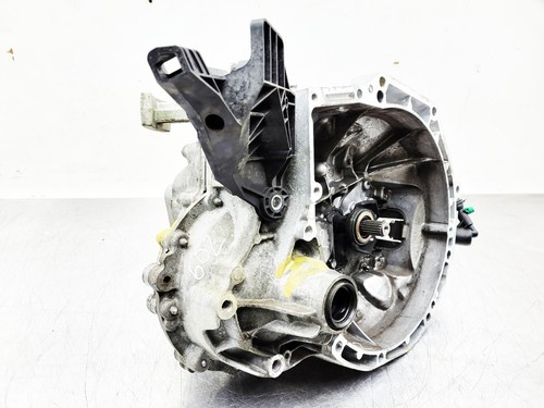 Vauxhall corsa manual - f,