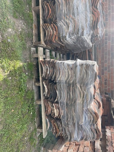 Roof tiles old - tiles,,
