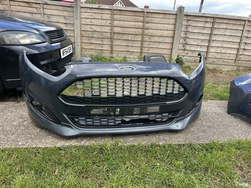 Ford fiesta mk7 - zetec, s