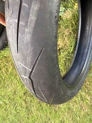 Front pirelli diablo - front,