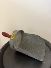 Vintage elites Feed Scoop