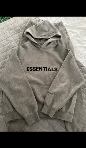 Essential fear god - of,
