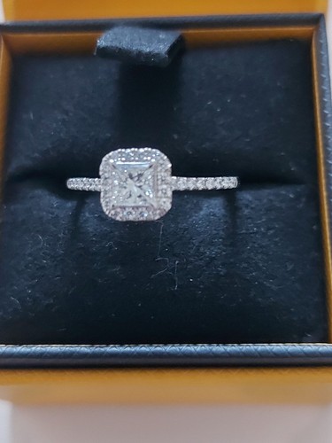 Goldsmiths platinum diamond - platinum,