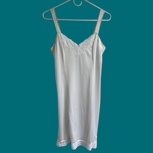 Vintage white lace full slip - full,