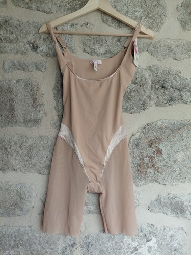 Bnwt haute contour spanx - contour,