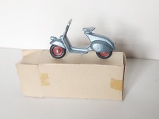 Benbros No 15 Vespa Scooter