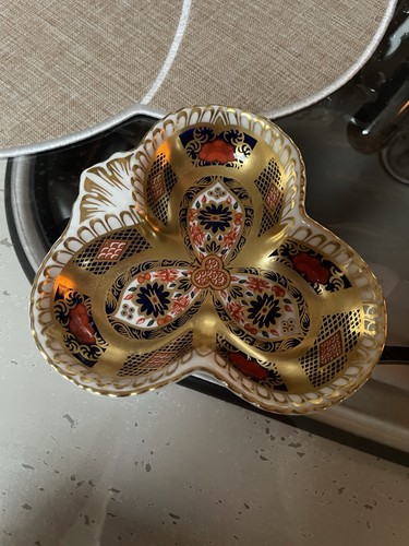 Royal crown derby - royal,