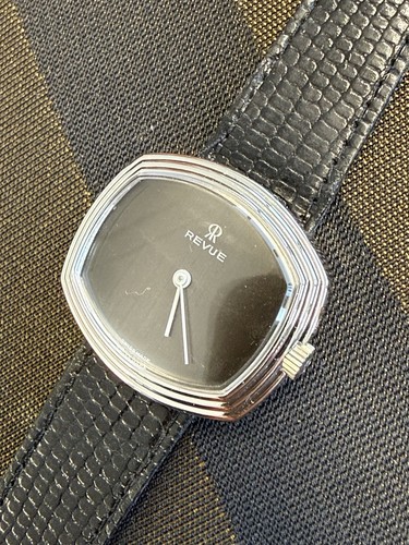 Rare vintage revue 1979s - rare,