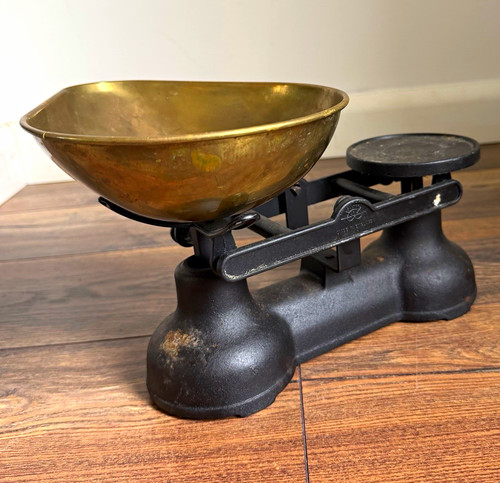 Salter cast iron balance - cast, scale