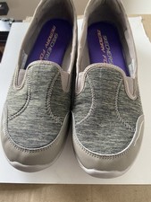 Women’s Sketchers Taupe