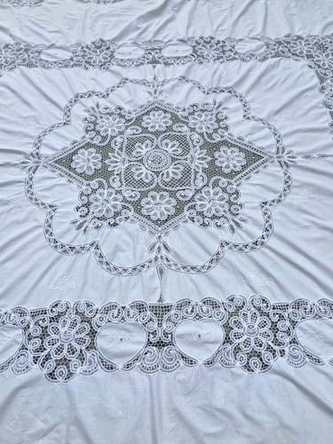 Vintage white lace bedspread - lace,