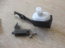 MERCEDES W129 SL CENTRAL LOCKING VACUUM UNIT 1298000051