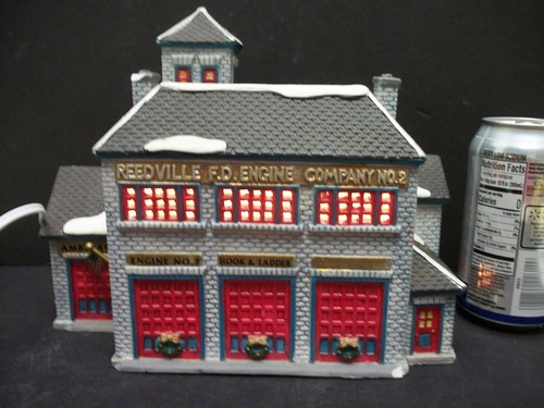 Lemax reedville fire engine - reedville,
