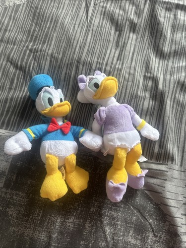 Disney donald and - daisy, duck
