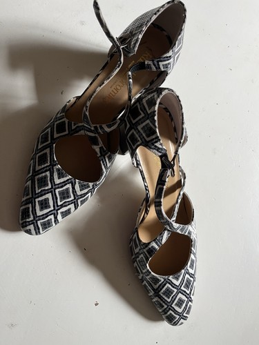 Russell bromley block - russell,