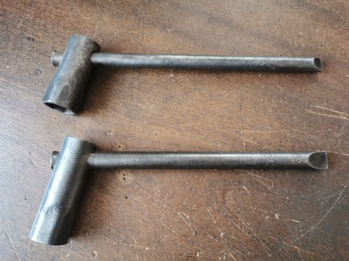 Vintage wheel braces fit - 2, to