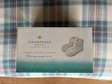 NEW Champneys Luxury Massage Vibrating Slippers One Size 4-7 Xmas comfortable 