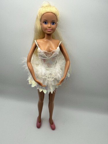 Vintage sindy ballerina swan - vintage,