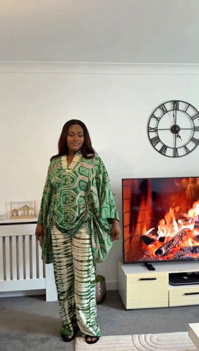 The adire set available - set, in