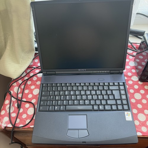 Retro windows laptop sony - laptop,