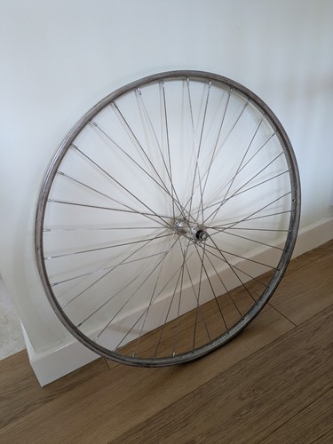 Vintage front road bike - front,