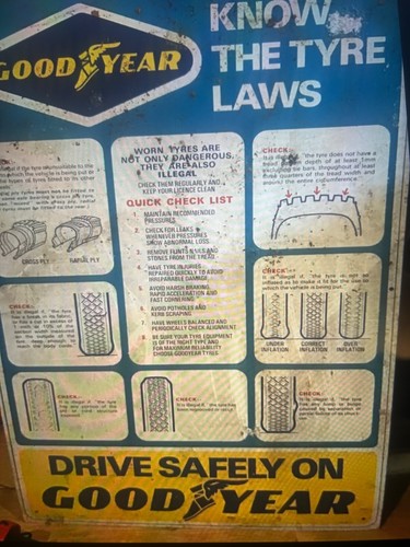 Vintage car signs - car, 765x