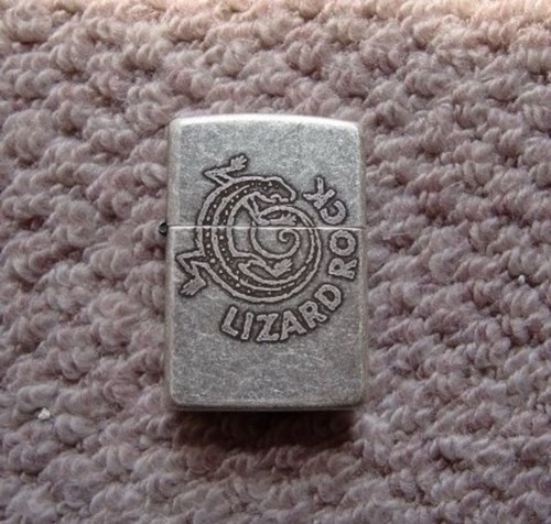 Zippo oil lighter - oil, marlboro