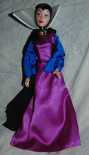 Disney Villains Evil Queen~Snow White dressed doll~1999 Mattel