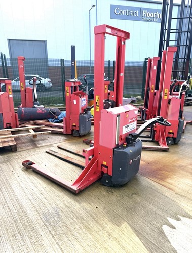 Electric pallet stacker - pallet,